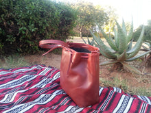 Load image into Gallery viewer, Zvitang Roma Leather Handbag